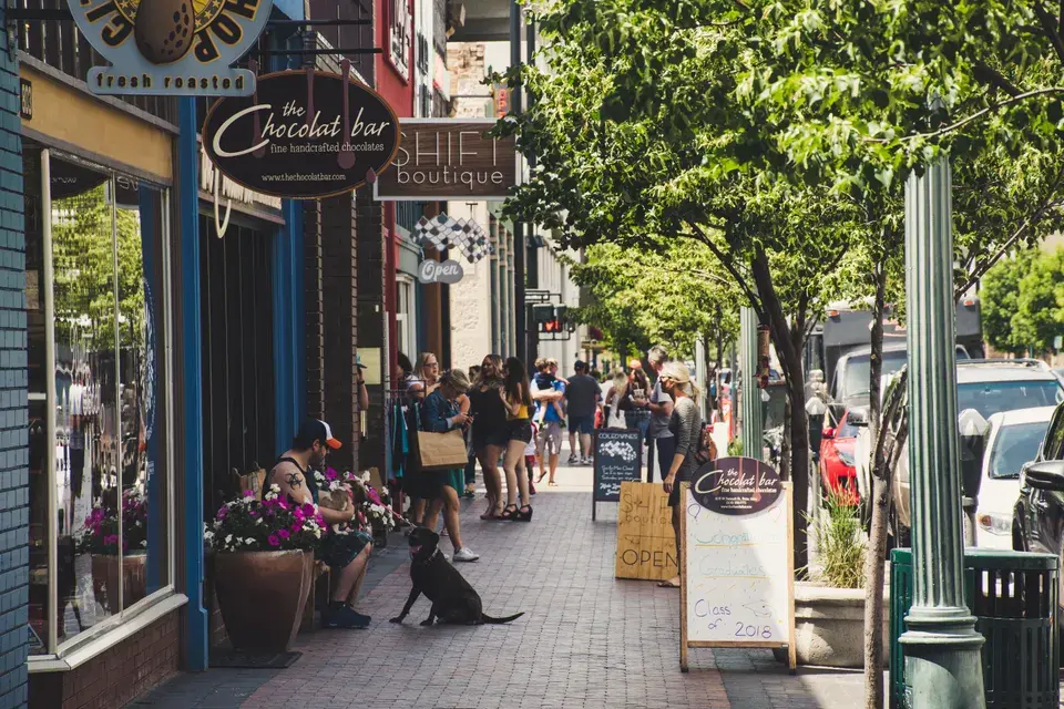 Local Attractions in Candler-McAfee, GA in Candler-McAfee